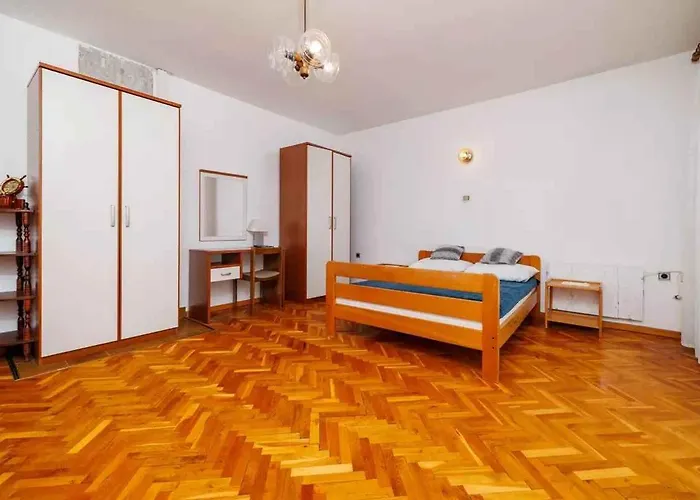 Apartment In 5747 B Dramalj